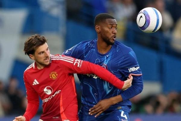 Manchester United “menyegarkan” musim dengan kemenangan yang mendebarkan