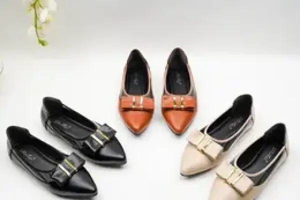 Rizcoma Ellona - Flatshoes Wanita Elegan untuk Kerja dan Aktivitas Sehari-hari